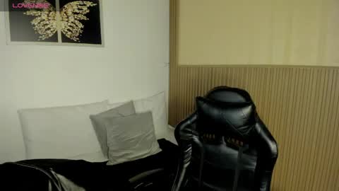 Snapshot of summer_night_ chatting on 25, 4, 2026 Summer online show from 25, 4, 2026