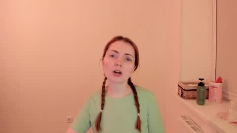 Summer Preston online show from 22, 2, 2026