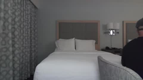 Snapshot of summerainzpuddles chatting on 6, 10, 2025 Summer Rainz online show from 6, 10, 2025