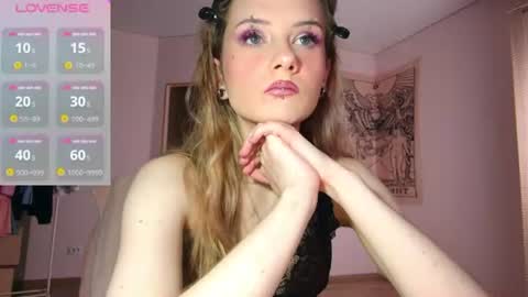 summerhazee online show from 21, 6, 2026