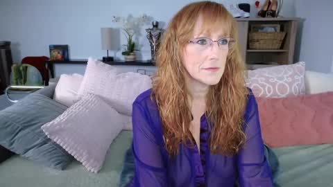 SummerKnightzzz online show from 7, 1, 2025