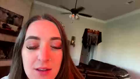 SummerLee online show from 26, 10, 2025