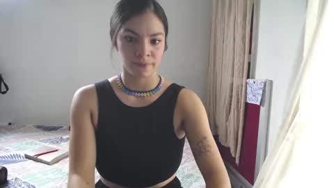 Snapshot of sun1moon6 chatting on 27, 10, 2025 moon1 online show from 27, 10, 2025