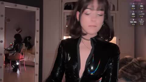 Miss Nelly online show from 9, 9, 2025