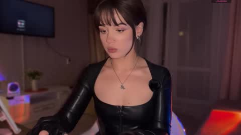 Miss Nelly online show from 1, 10, 2025