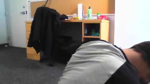 Sundoog online show from 3, 2, 2026