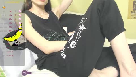 Vicky online show from 27, 2, 2025