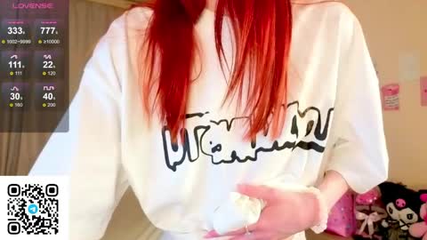 Snapshot of sunflare_ chatting on 11, 4, 2026 sunflare_ online show from 11, 4, 2026