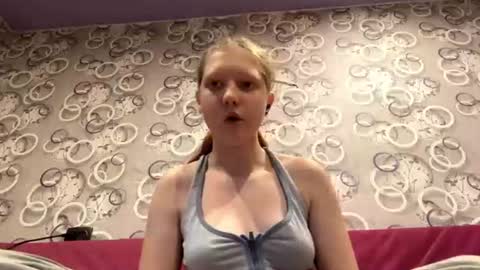 Snapshot of sungpiggott chatting on 16, 7, 2026 sungpiggott online show from 16, 7, 2026