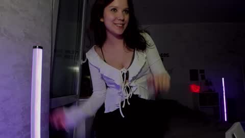 Amy online show from 4, 12, 2024