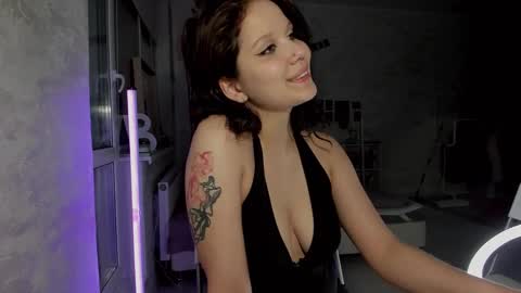 Amy online show from 10, 2, 2025