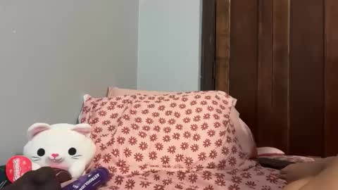 sunneeshellee online show from 29, 4, 2026