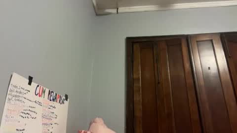 Snapshot of sunneeshellee chatting on 17, 6, 2026 sunneeshellee online show from 17, 6, 2026