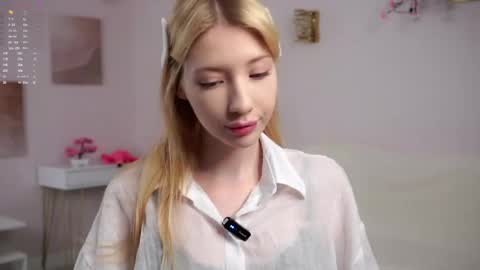 Snapshot of sunnmoonn chatting on 22, 3, 2026 Lily online show from 22, 3, 2026