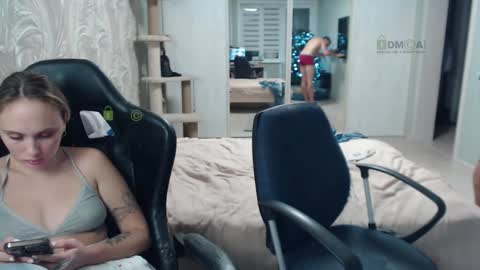 Snapshot of sunny1girl chatting on 27, 12, 2024 Alice and Sergey online show from 27, 12, 2024