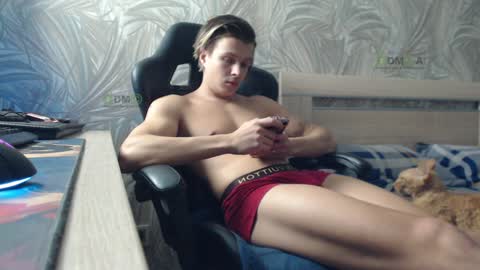 Snapshot of sunny1girl chatting on 8, 1, 2025 Alice and Sergey online show from 8, 1, 2025