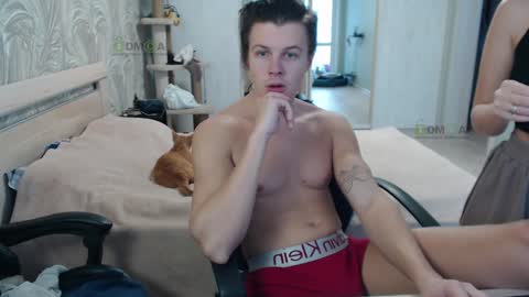 Snapshot of sunny1girl chatting on 12, 1, 2025 Alice and Sergey online show from 12, 1, 2025