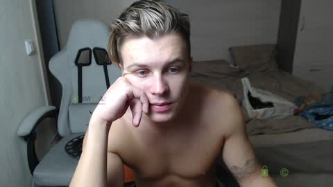 Snapshot of sunny1girl chatting on 2, 2, 2025 Alice and Sergey online show from 2, 2, 2025