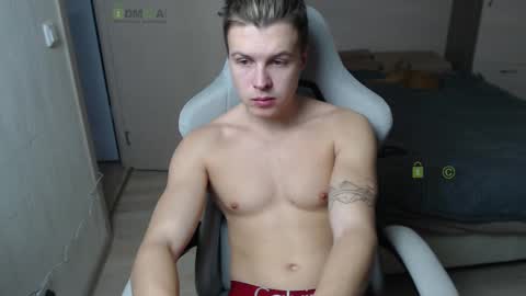 Snapshot of sunny1girl chatting on 14, 2, 2025 Alice and Sergey online show from 14, 2, 2025