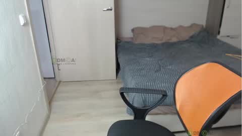 Snapshot of sunny1girl chatting on 21, 2, 2025 Alice and Sergey online show from 21, 2, 2025