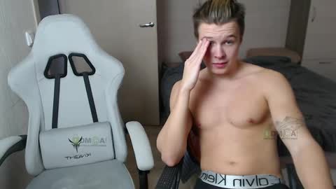 Snapshot of sunny1girl chatting on 2, 3, 2025 Alice and Sergey online show from 2, 3, 2025