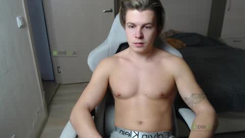 Snapshot of sunny1girl chatting on 5, 3, 2025 Alice and Sergey online show from 5, 3, 2025