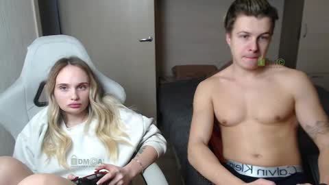 Snapshot of sunny1girl chatting on 12, 3, 2025 Alice and Sergey online show from 12, 3, 2025