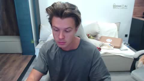 Snapshot of sunny1girl chatting on 2, 10, 2025 Alice and Sergey online show from 2, 10, 2025