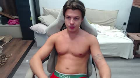 Snapshot of sunny1girl chatting on 23, 10, 2025 Alice and Sergey online show from 23, 10, 2025