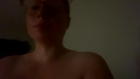 Sunny Clementine online show from 27, 10, 2025