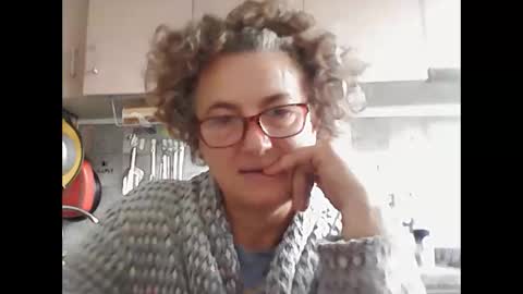 sunnylarrah11 online show from 12, 9, 2025