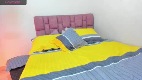 Sunny Leon Z online show from 26, 1, 2025