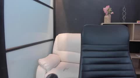 Sunny online show from 16, 10, 2025