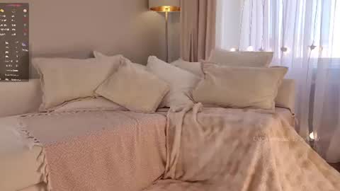 Snapshot of sunnyrisha chatting on 20, 6, 2026 Risha online show from 20, 6, 2026