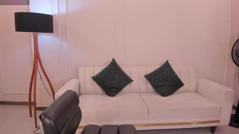 Sunny Rivers online show from 10, 10, 2025