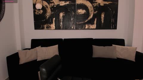 Snapshot of sunnyrivers_ chatting on 12, 11, 2025 Sunny Rivers online show from 12, 11, 2025