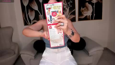 Snapshot of sunnyrivers_ chatting on 6, 3, 2026 Sunny Rivers online show from 6, 3, 2026