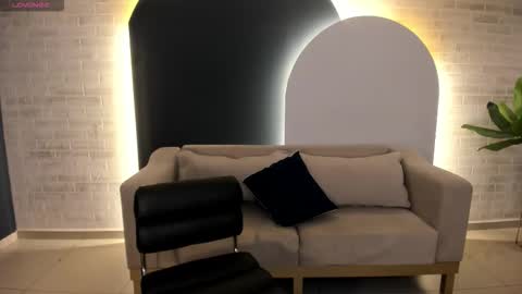 Snapshot of sunnyrivers_ chatting on 11, 3, 2026 Sunny Rivers online show from 11, 3, 2026