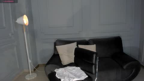 Snapshot of sunnyrivers_ chatting on 29, 3, 2026 Sunny Rivers online show from 29, 3, 2026