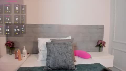 sunnywhitee online show from 30, 9, 2025