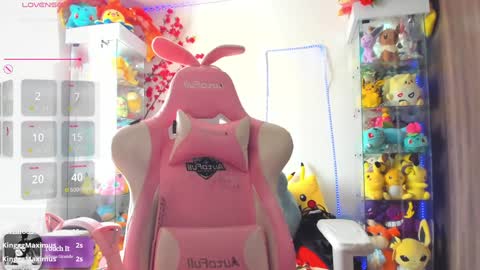     RAVENCLAU GIRL  online show from 7, 1, 2025