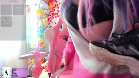     RAVENCLAU GIRL  online show from 22, 1, 2025