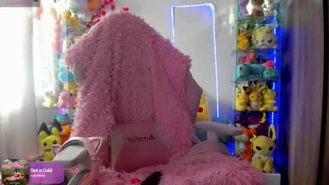     RAVENCLAU GIRL  online show from 12, 2, 2025