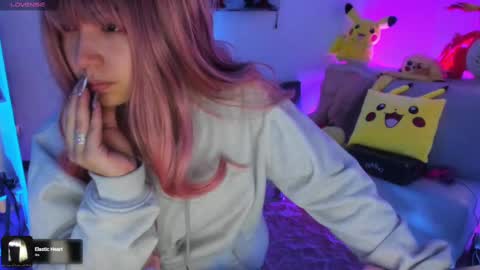     RAVENCLAU GIRL  online show from 20, 9, 2025