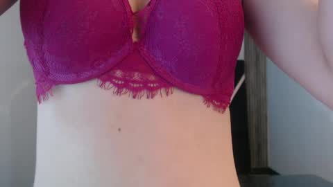 Susana   Mejia online show from 5, 5, 2026