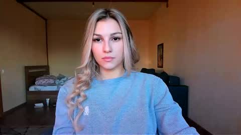 Snapshot of sunsetwithava chatting on 4, 2, 2026 sunsetwithava online show from 4, 2, 2026