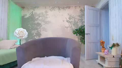 Eva  online show from 29, 6, 2026