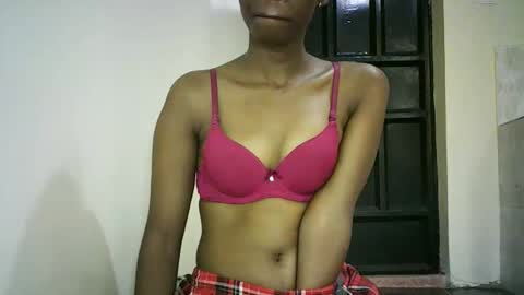 Snapshot of sunshine_g chatting on 17, 9, 2025 Sunshine online show from 17, 9, 2025