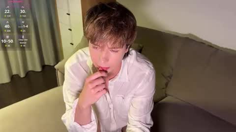 Snapshot of sunshinealex chatting on 17, 9, 2025 sunshinealex online show from 17, 9, 2025