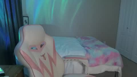 Rosey Darling online show from 30, 1, 2025